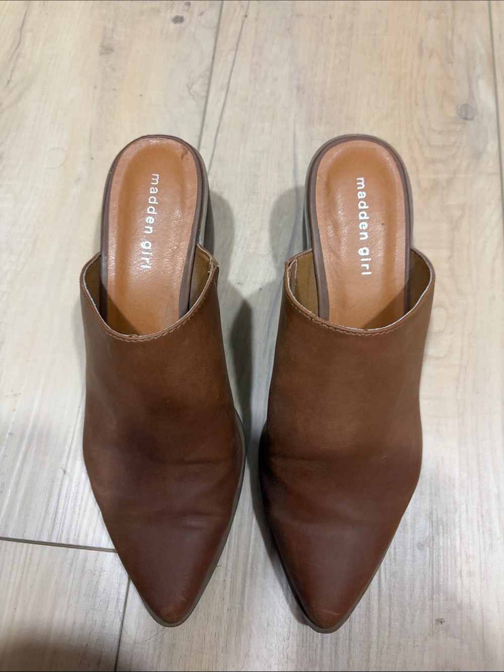 Madden Girl Tan Pointed-Toe Leather Mule Slides
